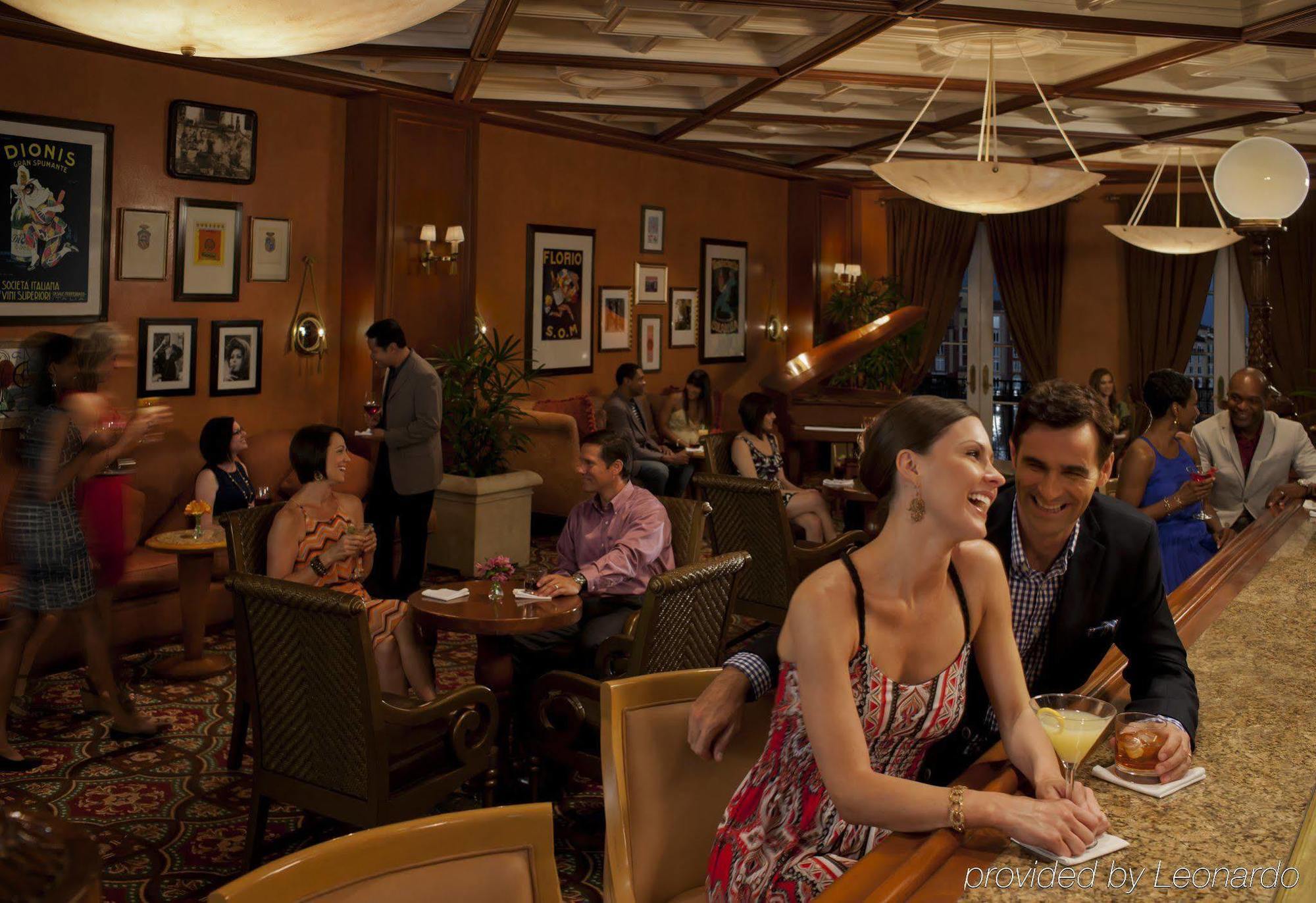 Universal'S Loews Portofino Bay Hotel Orlando Bagian luar foto