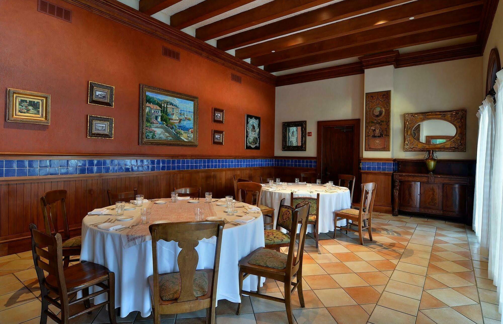 Universal'S Loews Portofino Bay Hotel Orlando Bagian luar foto